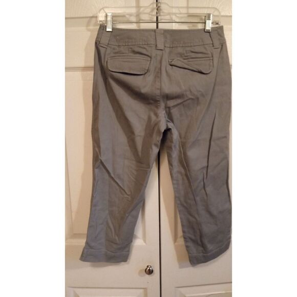 Cato Women's Gray Khakis Size 4 - Picture 2 of 5